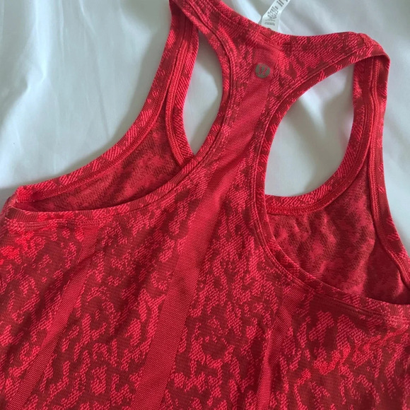 🆕❤️ Lululemon Swiftly Tech Racerback 2.0 - Camo Cover Red Rock Flare - Picture 9 of 11